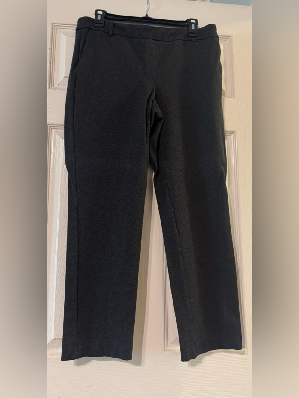 Women’s Grey Capri Dress Pants